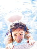 Sexy Japanese Kotoko posing nude in the pool